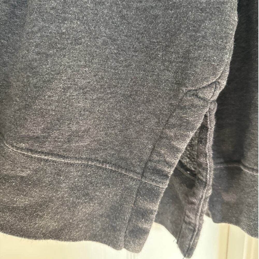 Def Leppard Rock of Ages 1983 Crew Neck Sweatshirt Fleece Lined Gray Size L - Picture 6 of 13